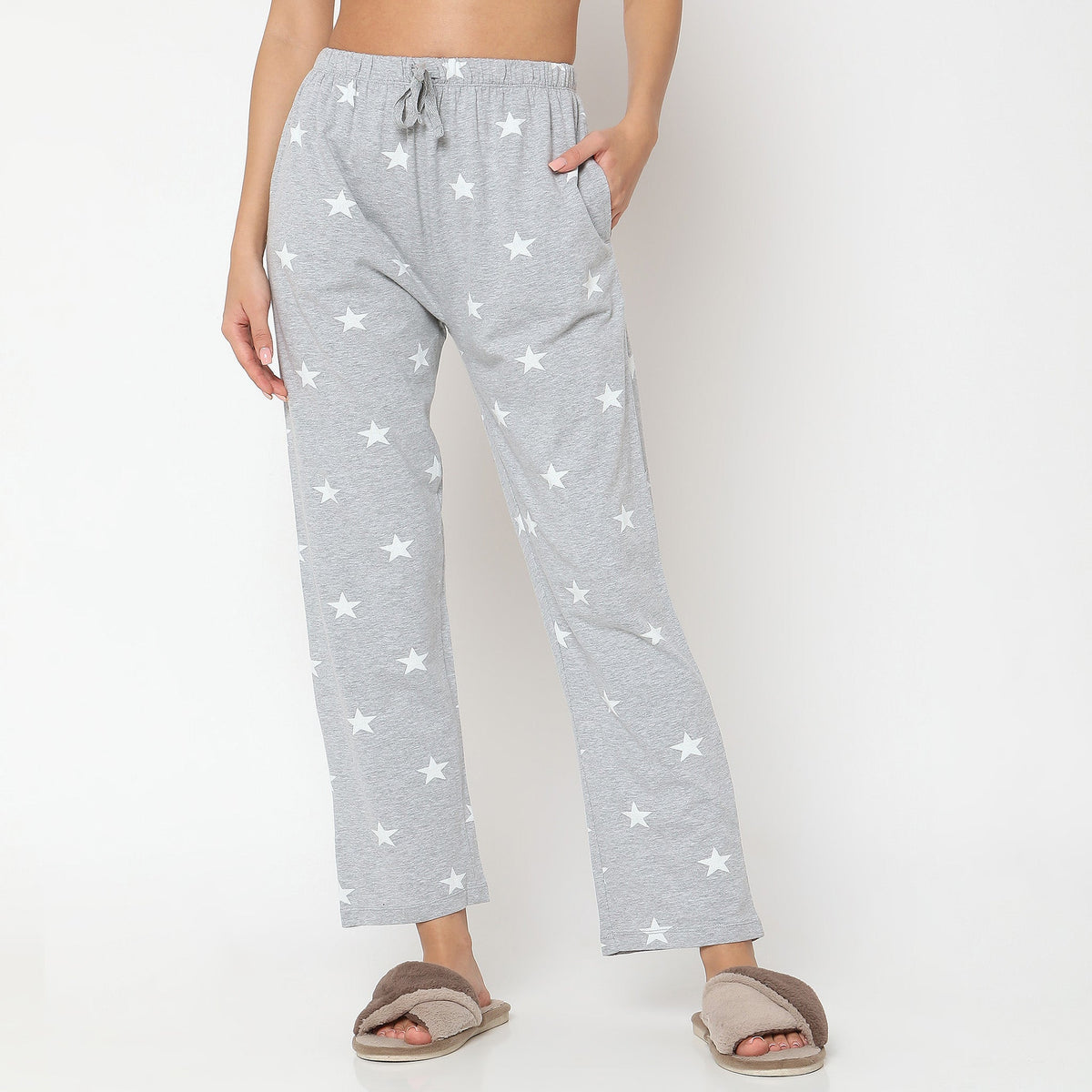 Women Wearing Regular Fit Printed Sleepwear Set