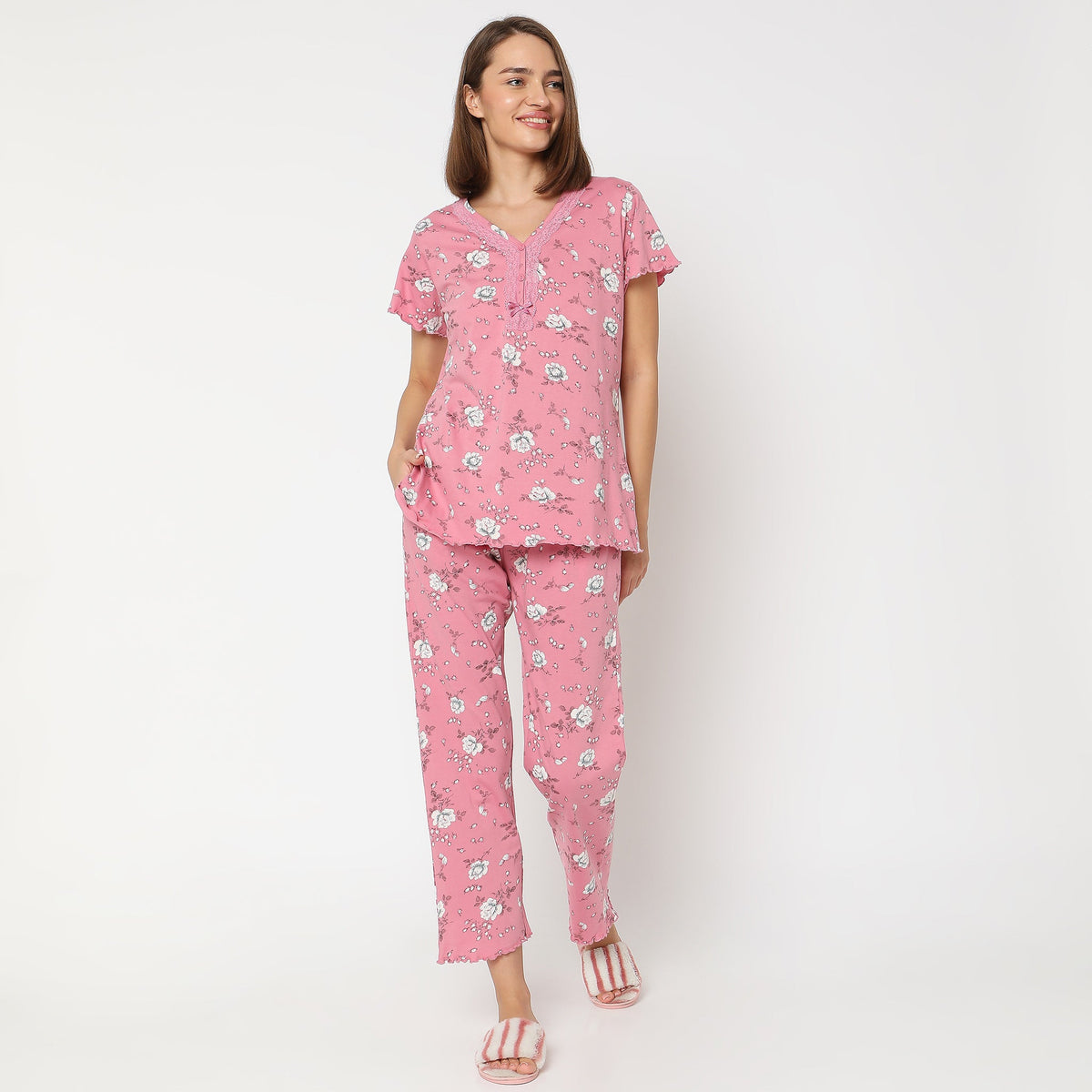 Women Wearing Regular Fit Printed Sleepwear Set