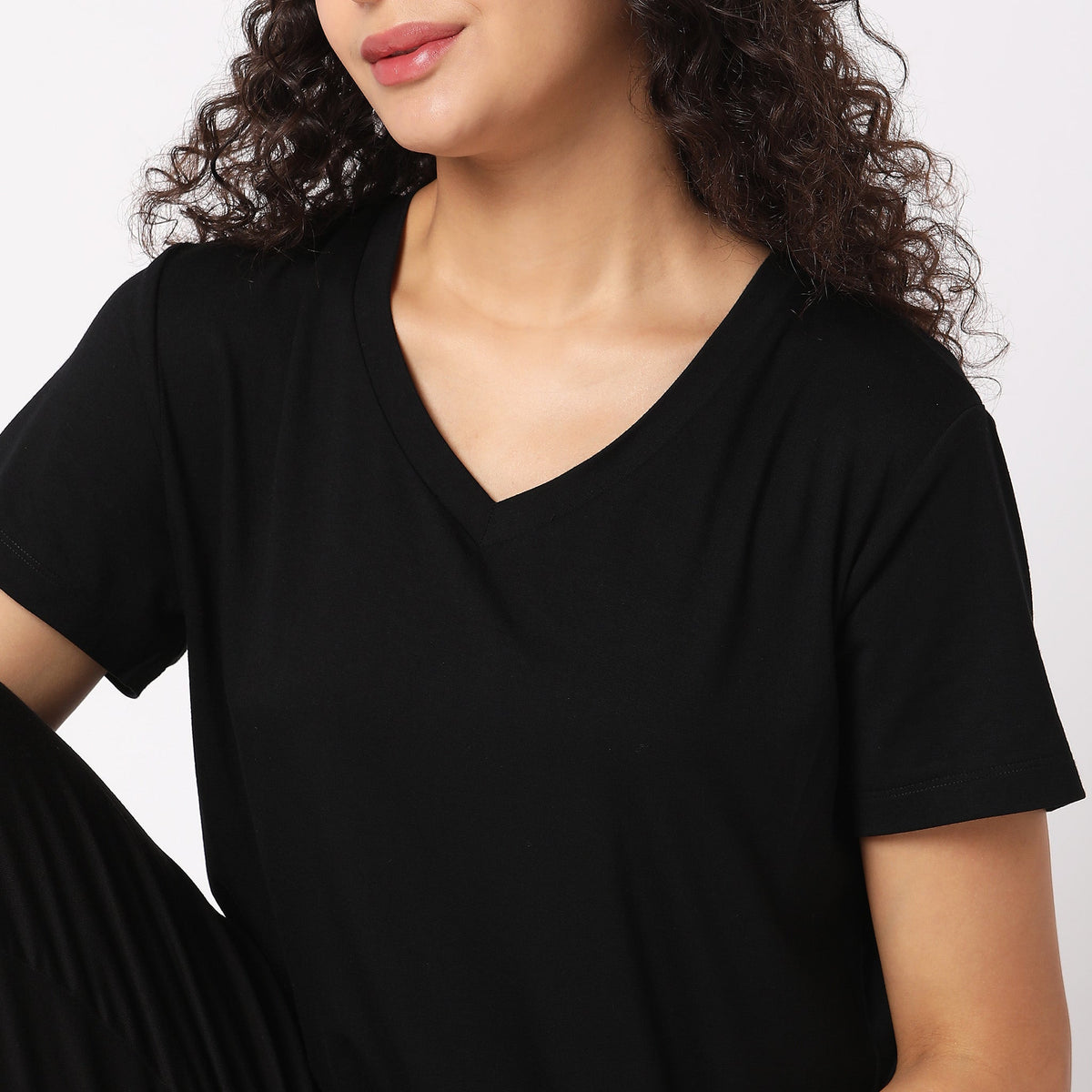 Women Wearing Regular Fit Solid Top