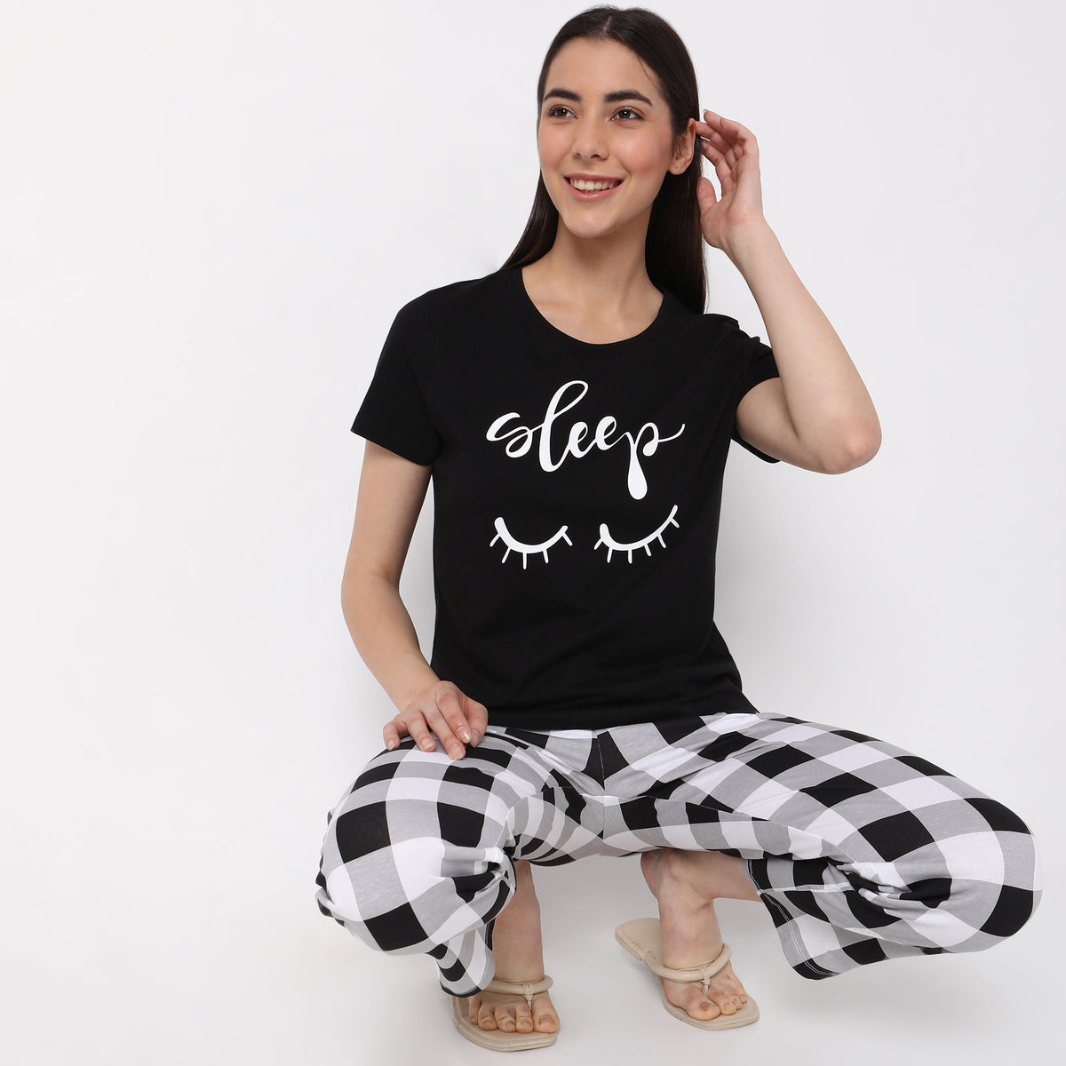 Women Wearing Regular Fit Printed Sleepwear Top