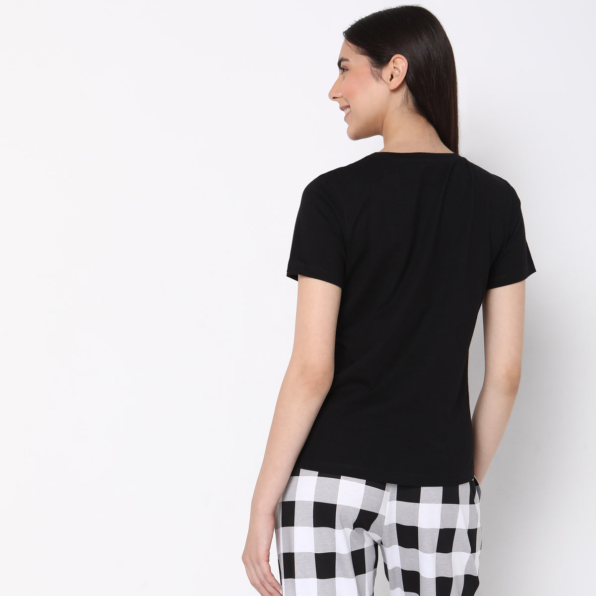 Women Wearing Regular Fit Printed Sleepwear Top