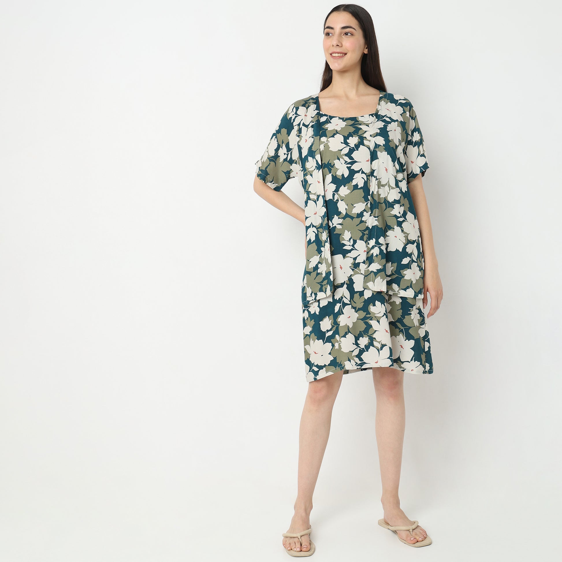 Regular Fit Tropical Cape