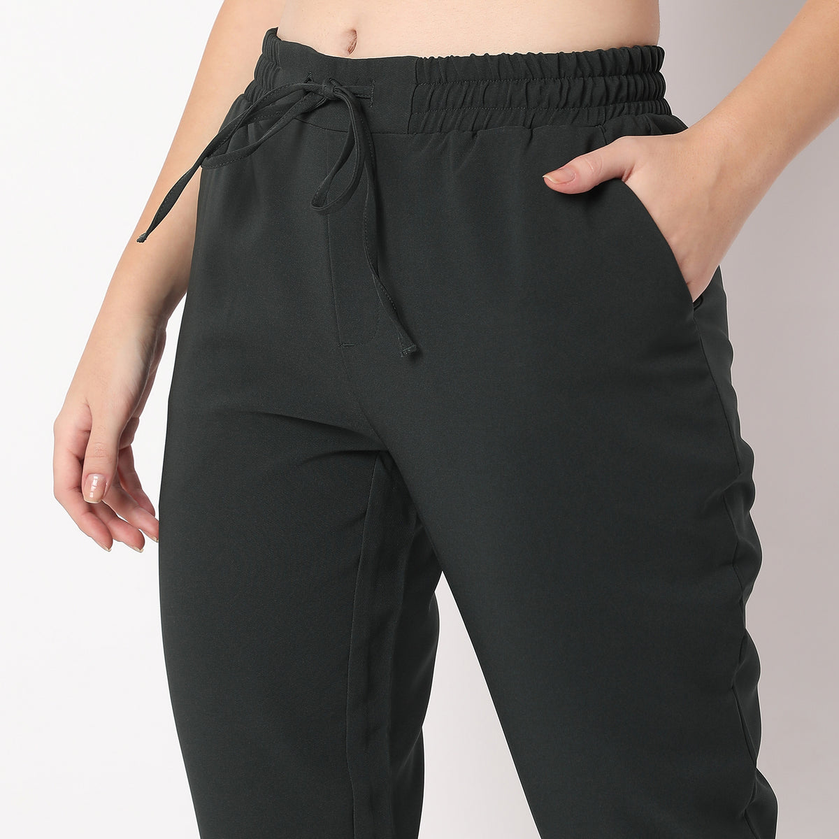 Regular Fit Solid High Rise Trousers