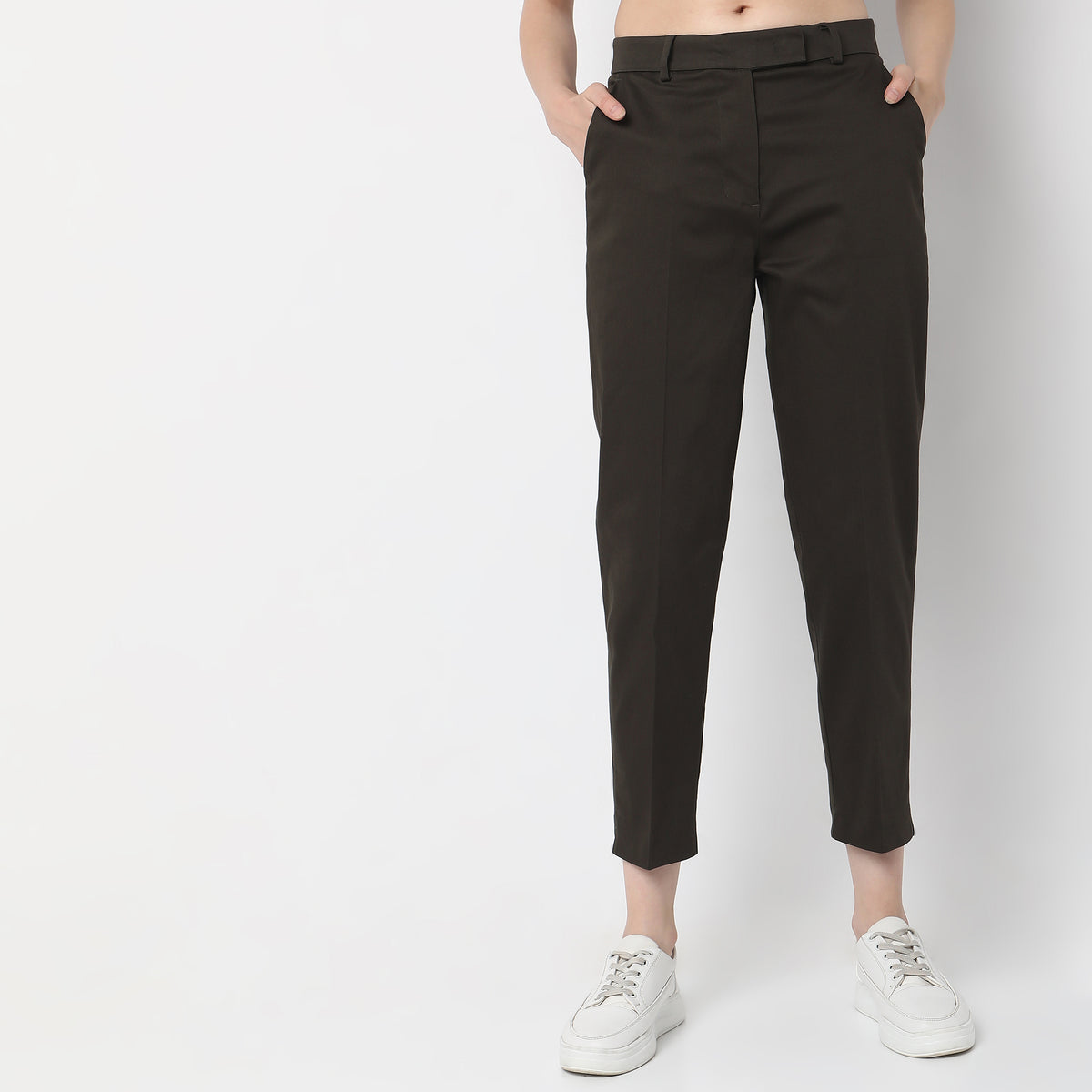 Regular Fit Solid Mid Rise Trousers