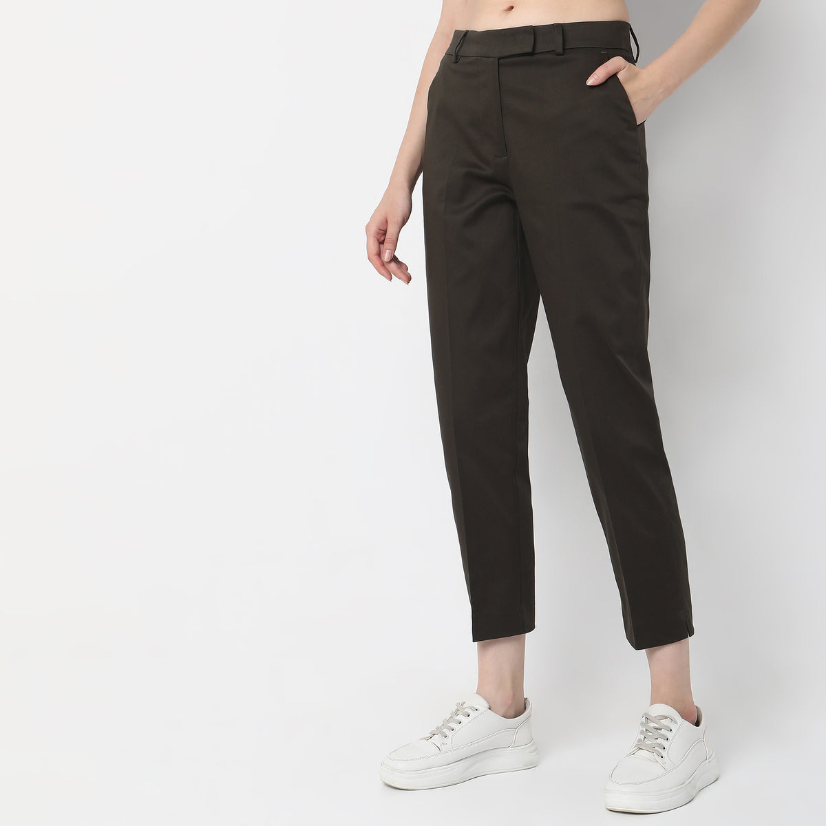 Regular Fit Solid Mid Rise Trousers