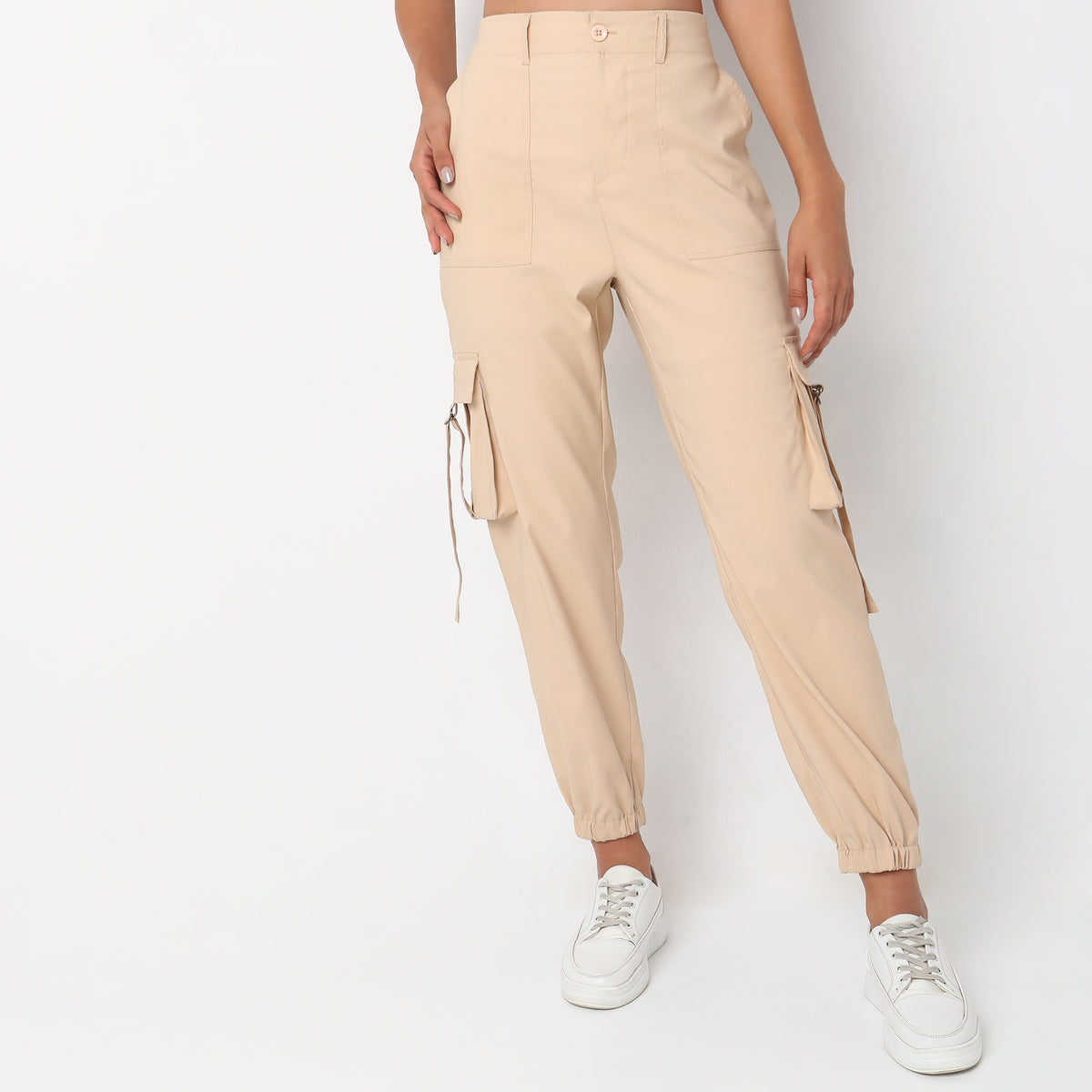 Regular Fit Solid Mid Rise Trousers