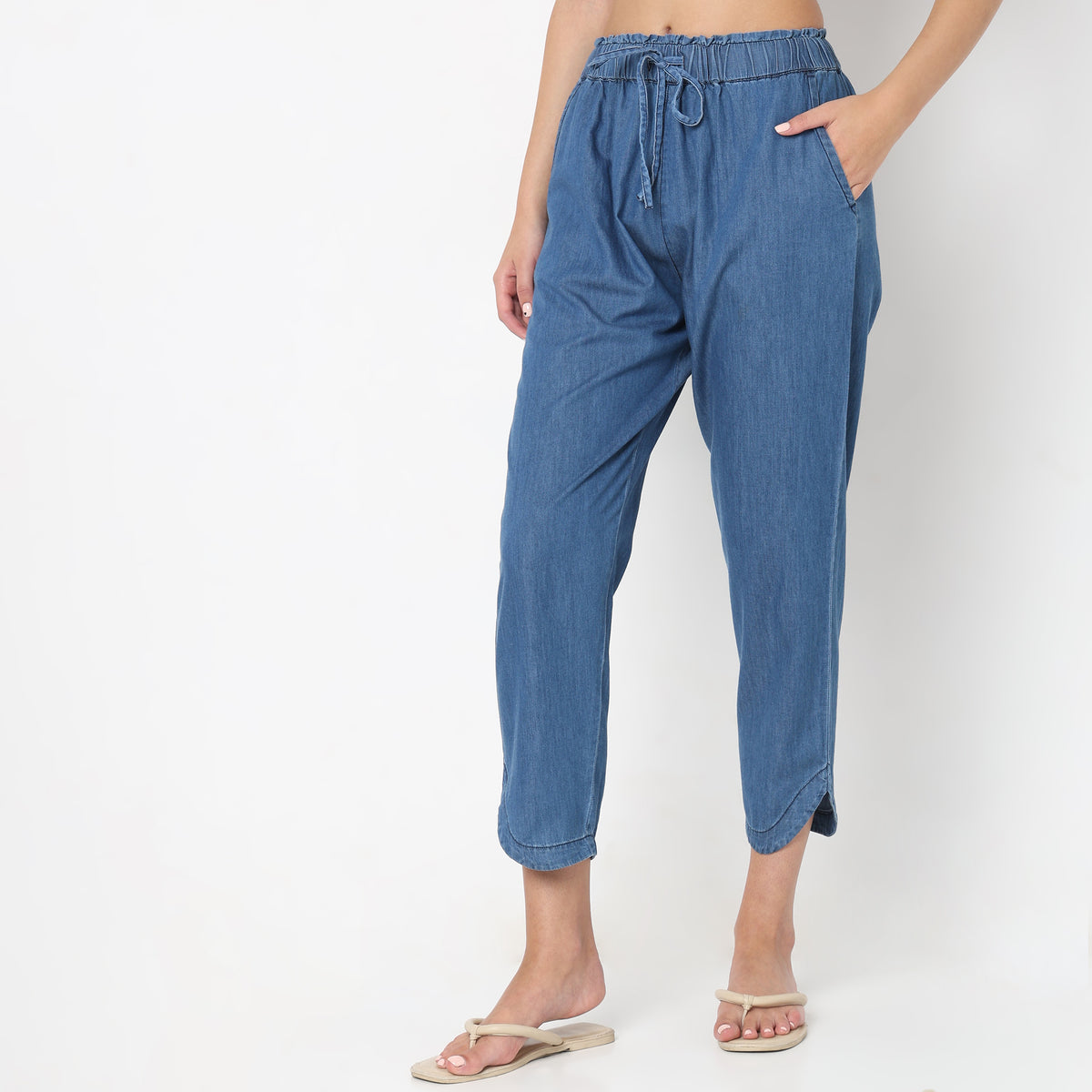 Regular Fit Solid High Rise Trousers