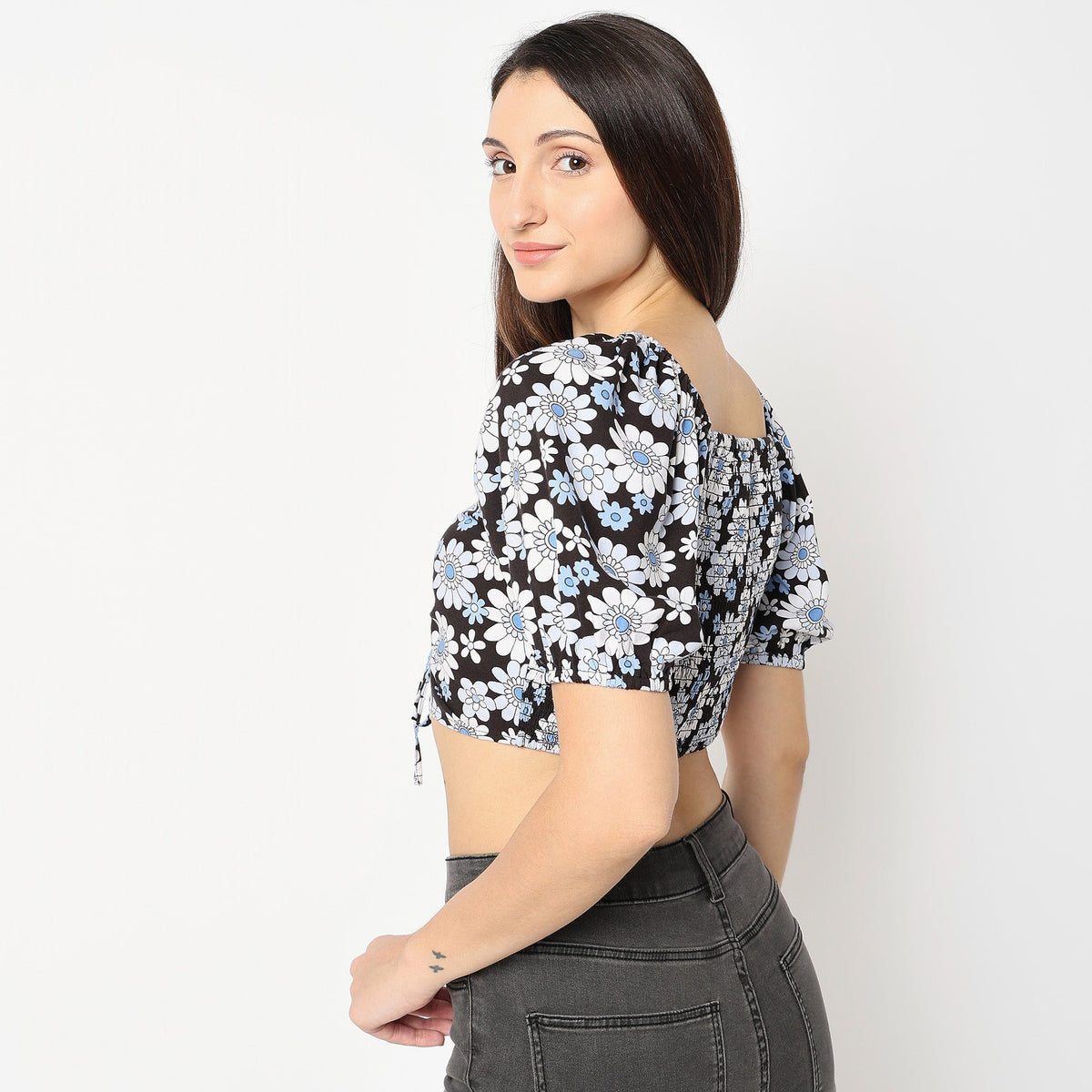 Women Wearing Regular Fit Floral Top