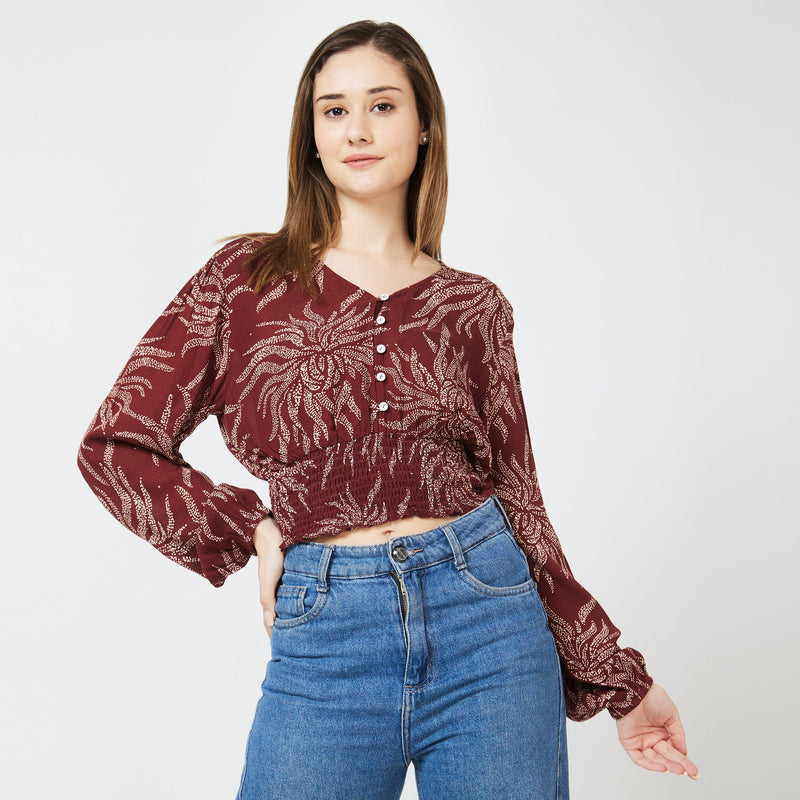 Women Wearing Regular Fit Printed Top