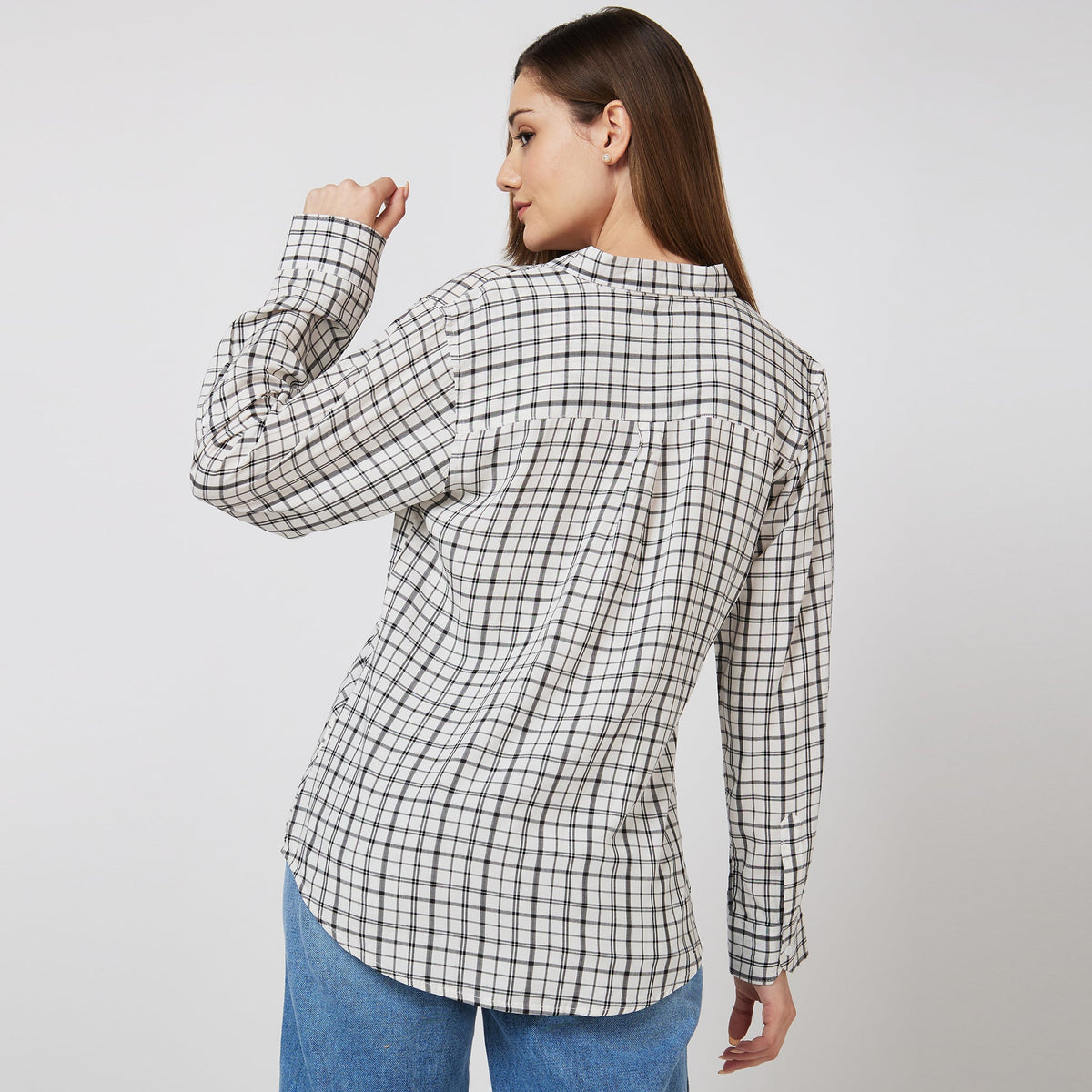 Women Wearing Regular Fit Checkered Shirt