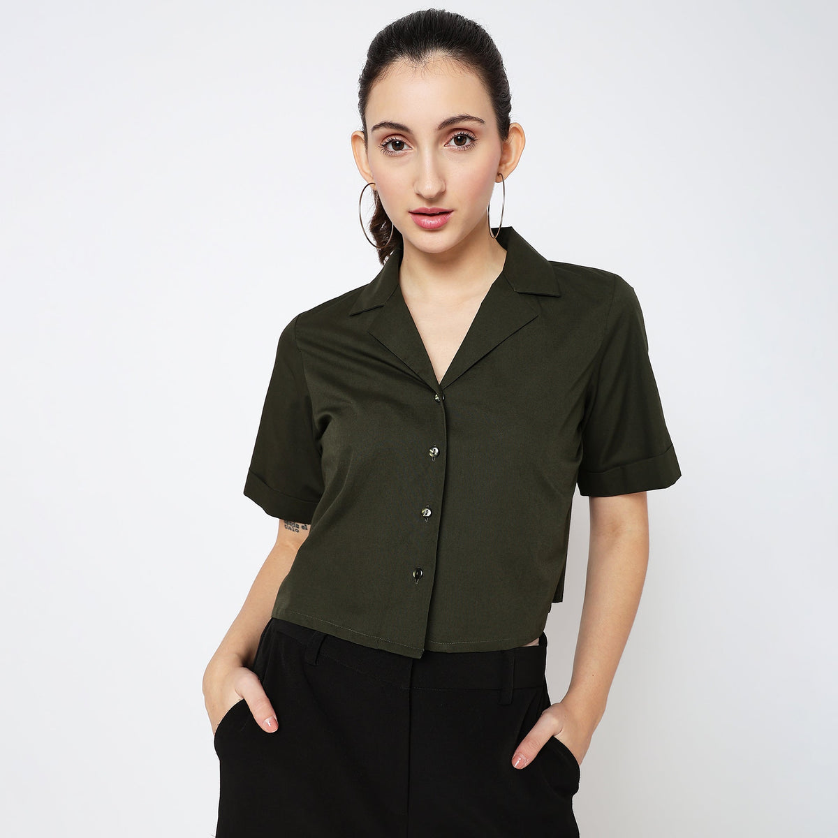 Women Wearing Regular Fit Solid Top