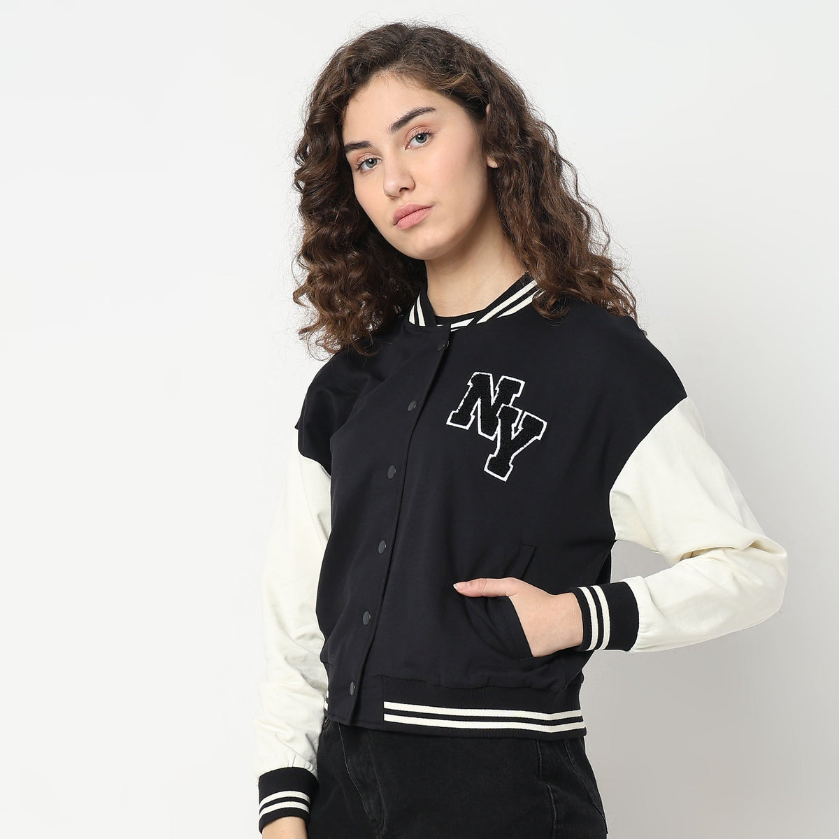 Regular Fit Embroidered Sweatshirt