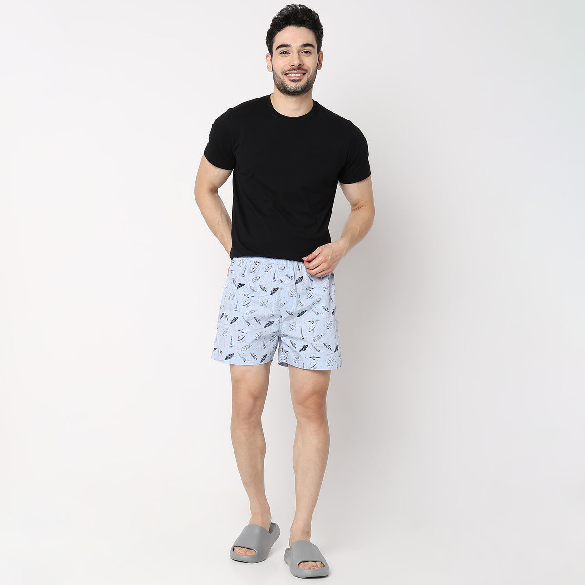 Regular Fit Printed Mid Rise Shorts