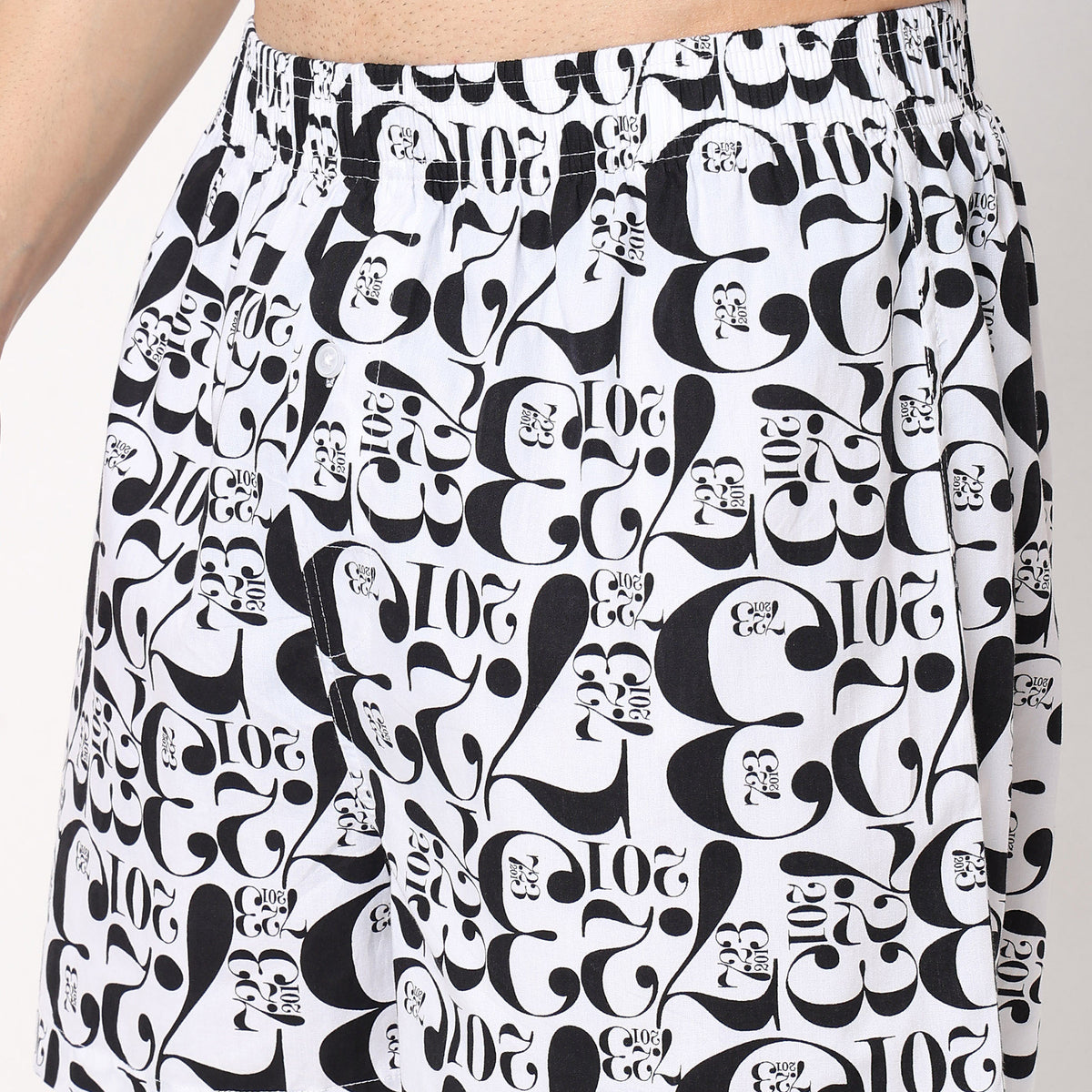 Regular Fit Printed Mid Rise Shorts