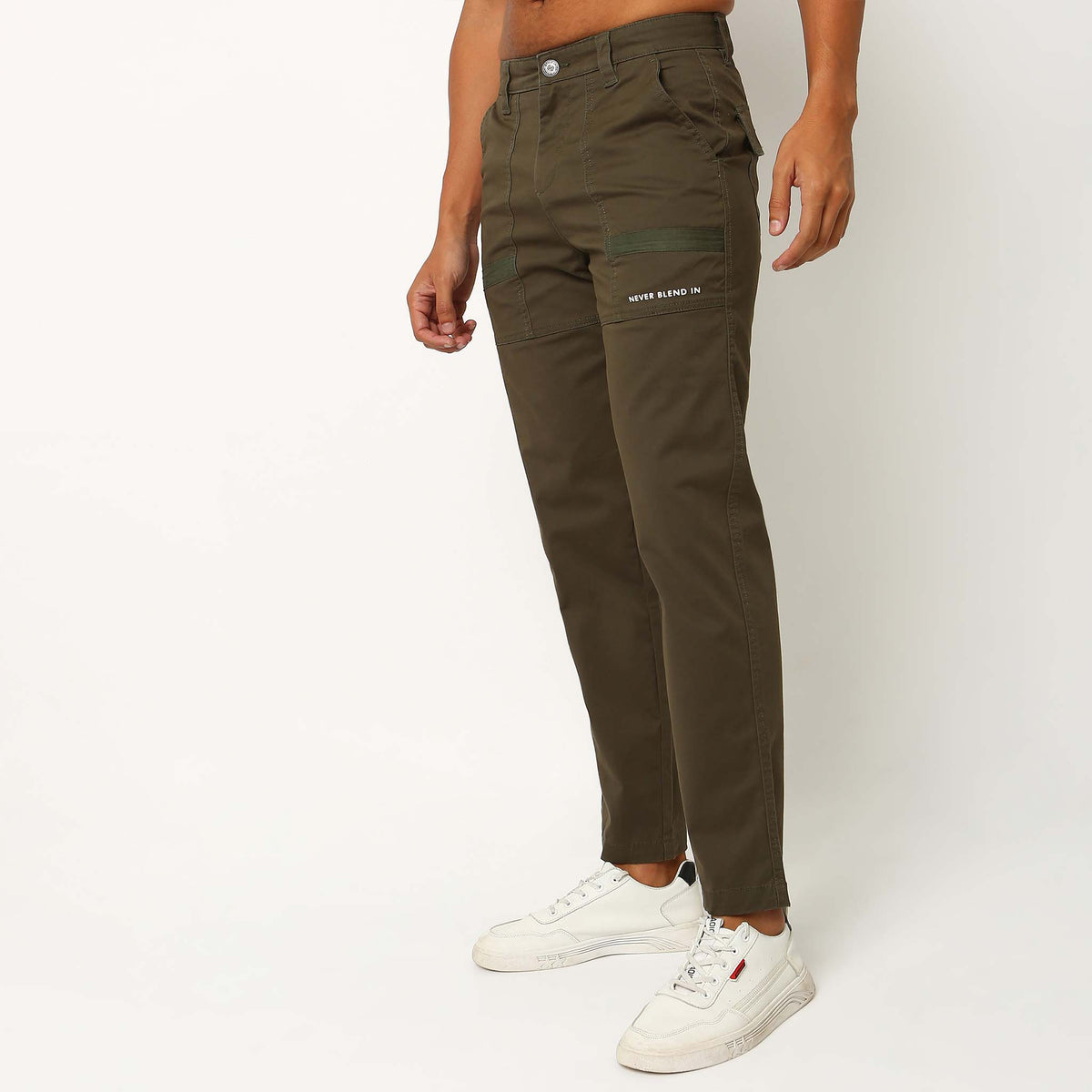 Regular Fit Solid Mid Rise Cargos