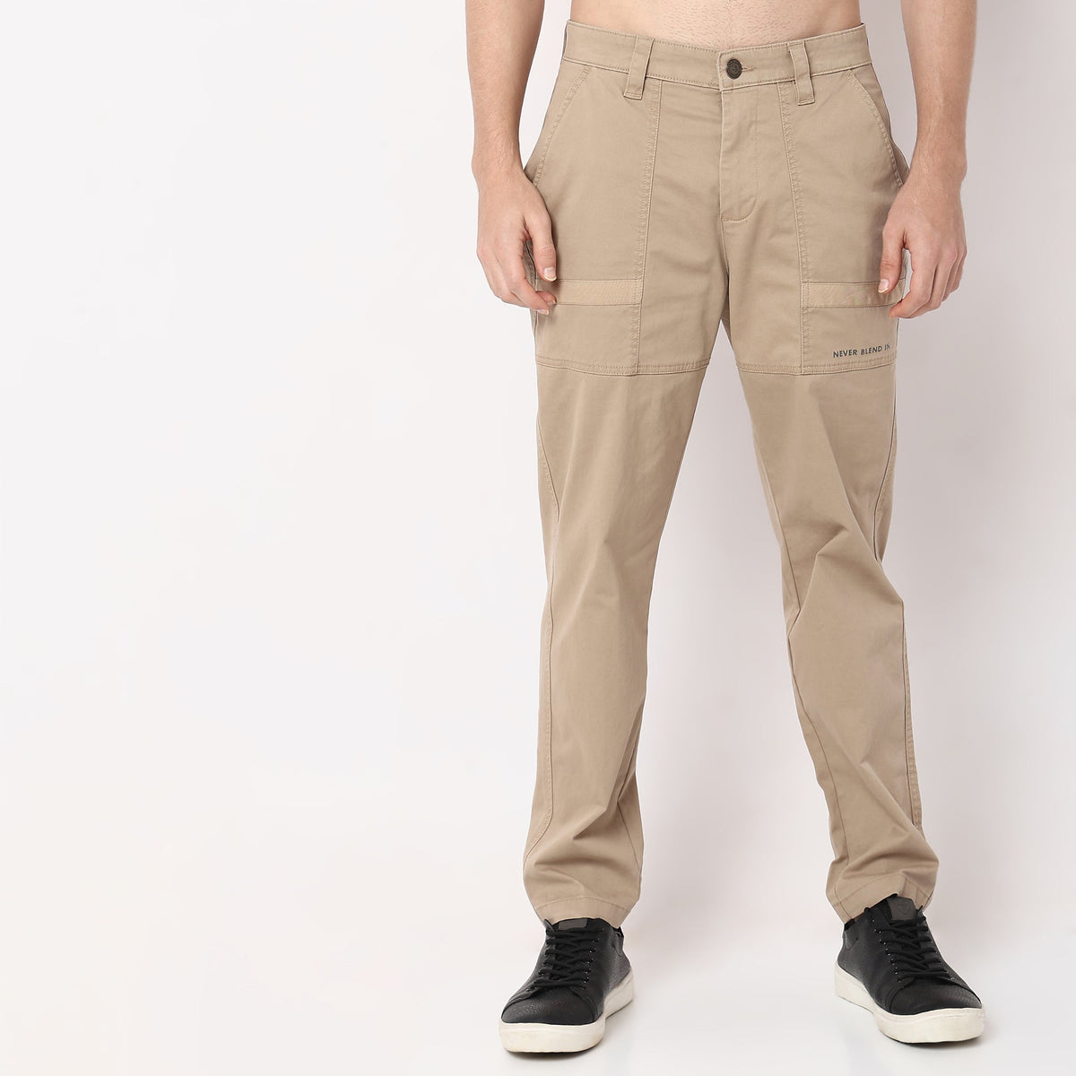 Regular Fit Solid Mid Rise Cargos