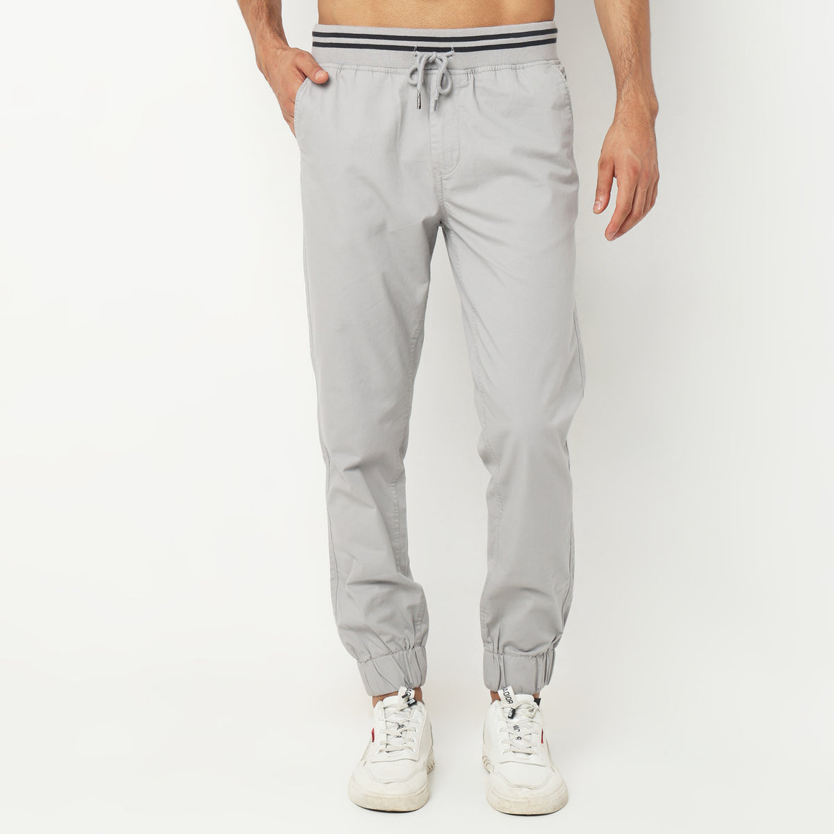 Regular Fit Solid Mid Rise Joggers