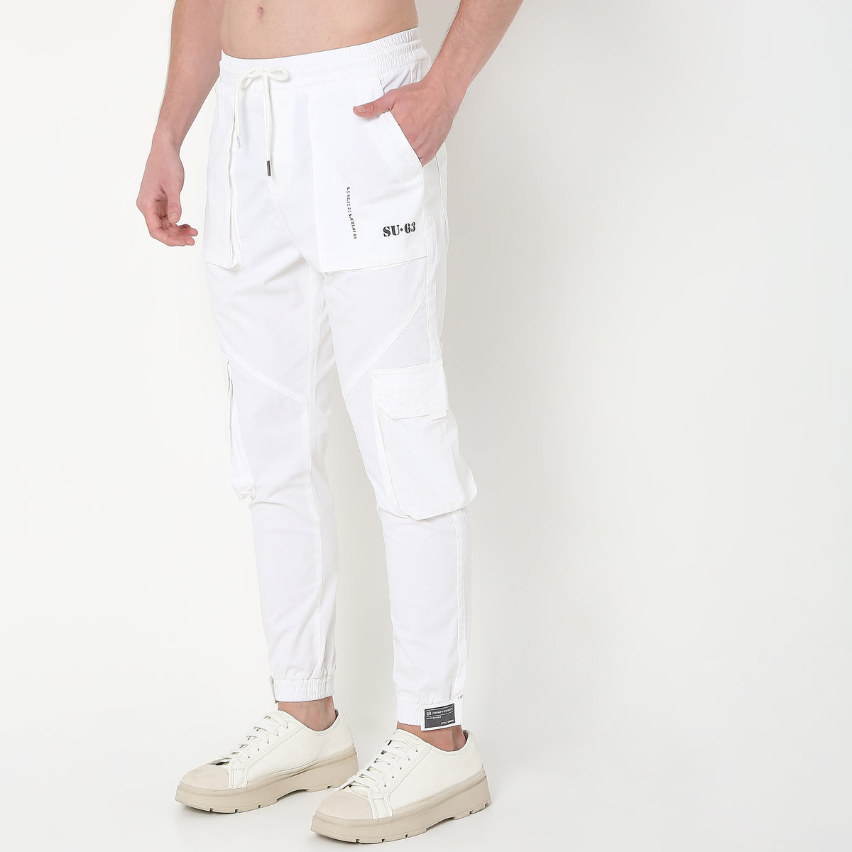 Regular Fit Solid Mid Rise Cargos