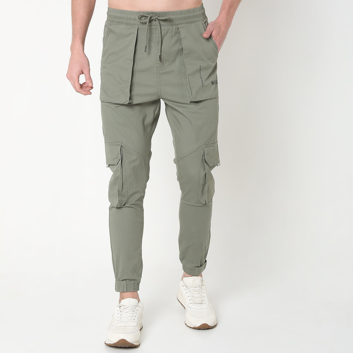 Regular Fit Solid Mid Rise Cargos