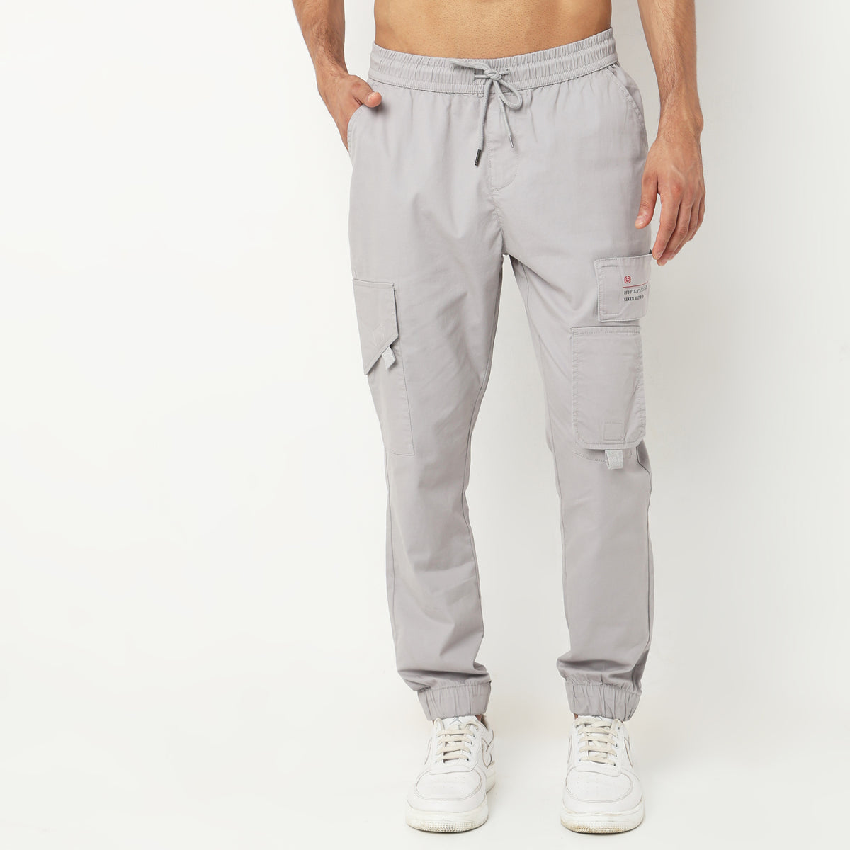 Regular Fit Solid Mid Rise Cargos