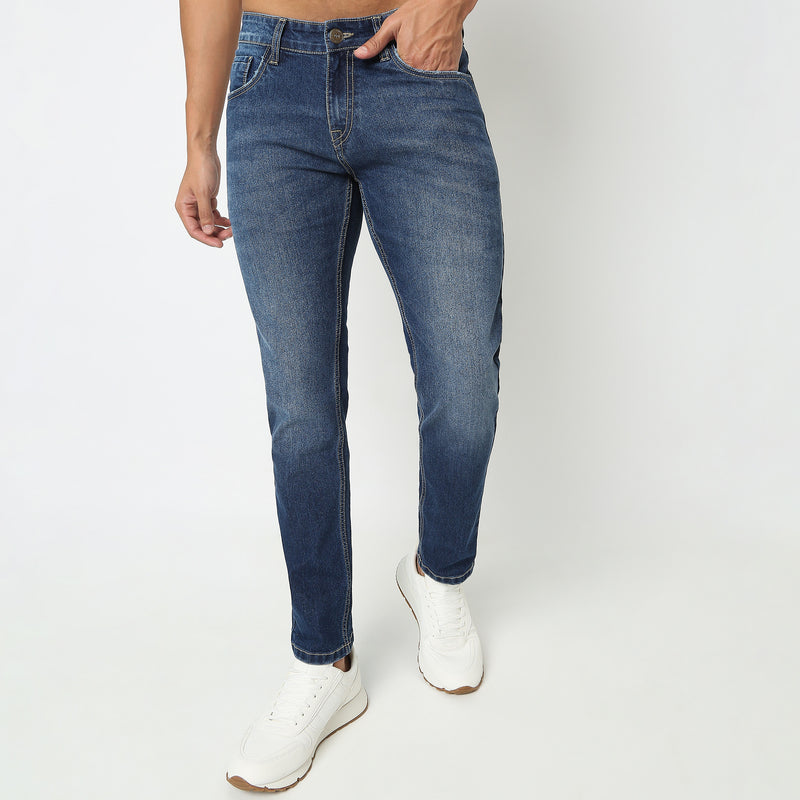 Regular Fit Solid Mid Rise Jeans