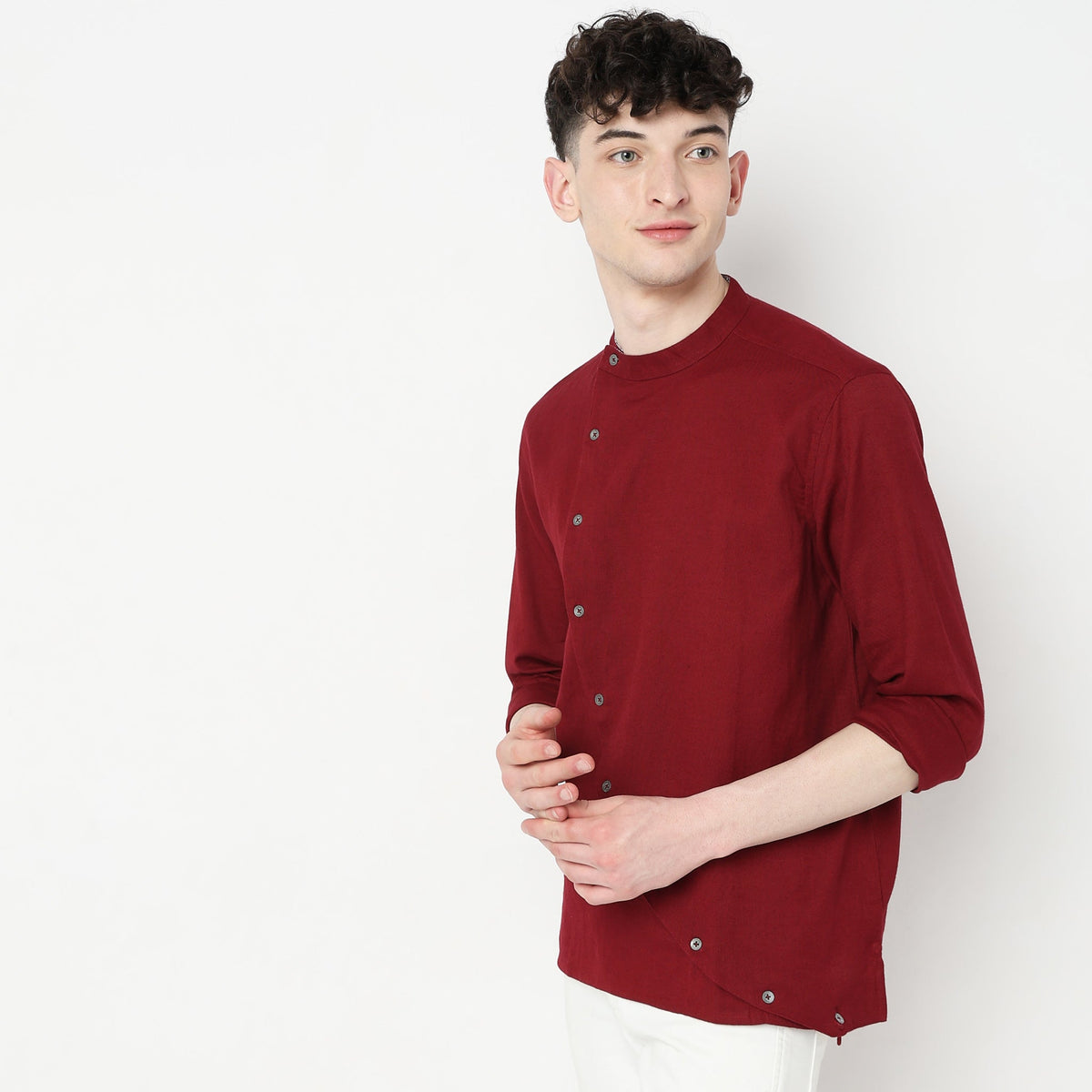 Men Wearing Regular Fit Abstract Shirt