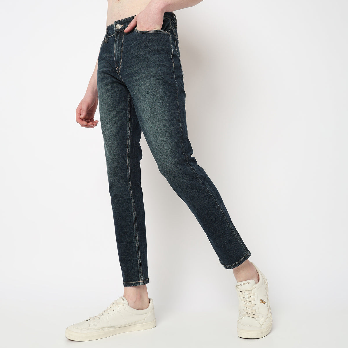 Skinny Fit Solid Mid Rise Jeans