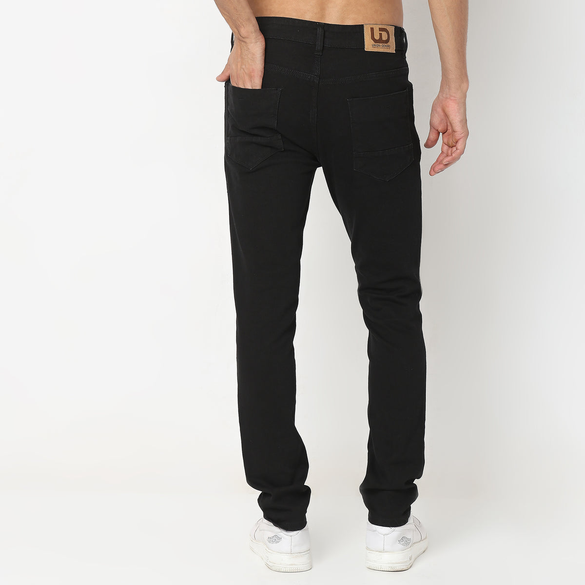 Skinny Comfort Solid Mid Rise Jeans