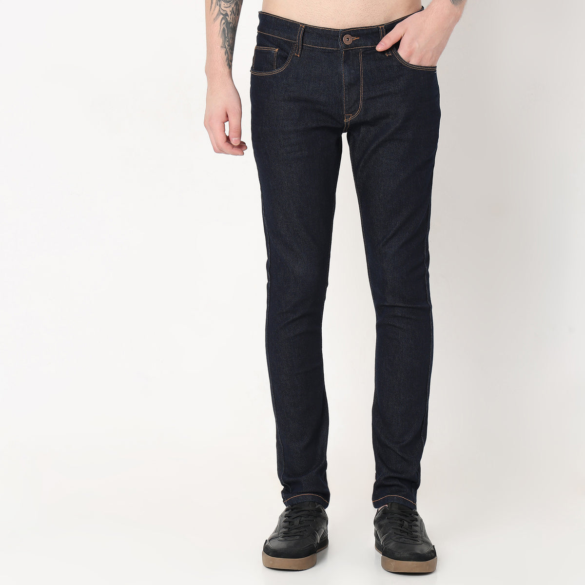 Skinny Fit Solid Mid Rise Jeans