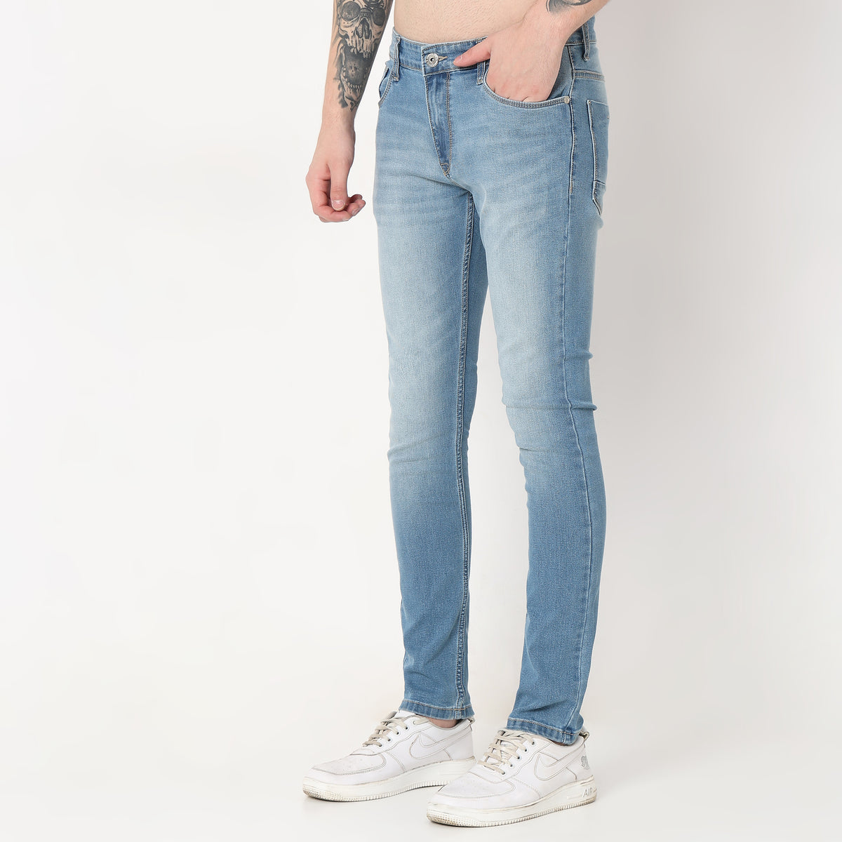 Skinny Fit Solid Mid Rise Jeans