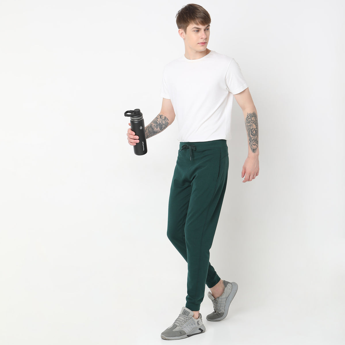 Regular Fit Solid Mid Rise Trackpants