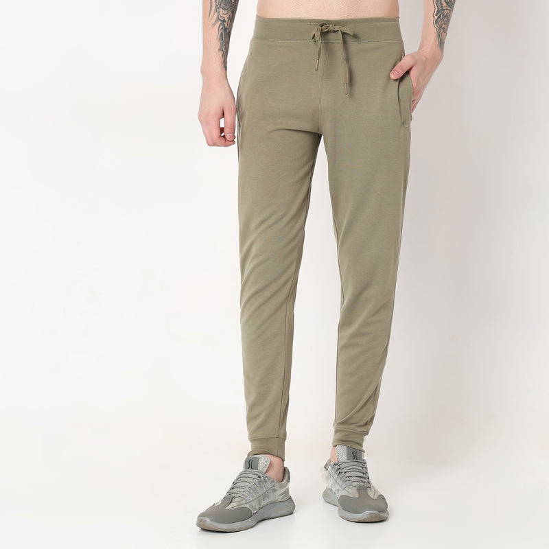 Regular Fit Solid Mid Rise Trackpants