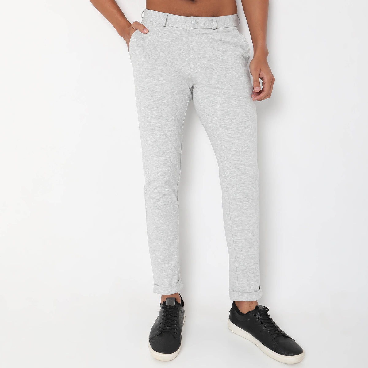 Regular Fit Solid Mid Rise Chinos