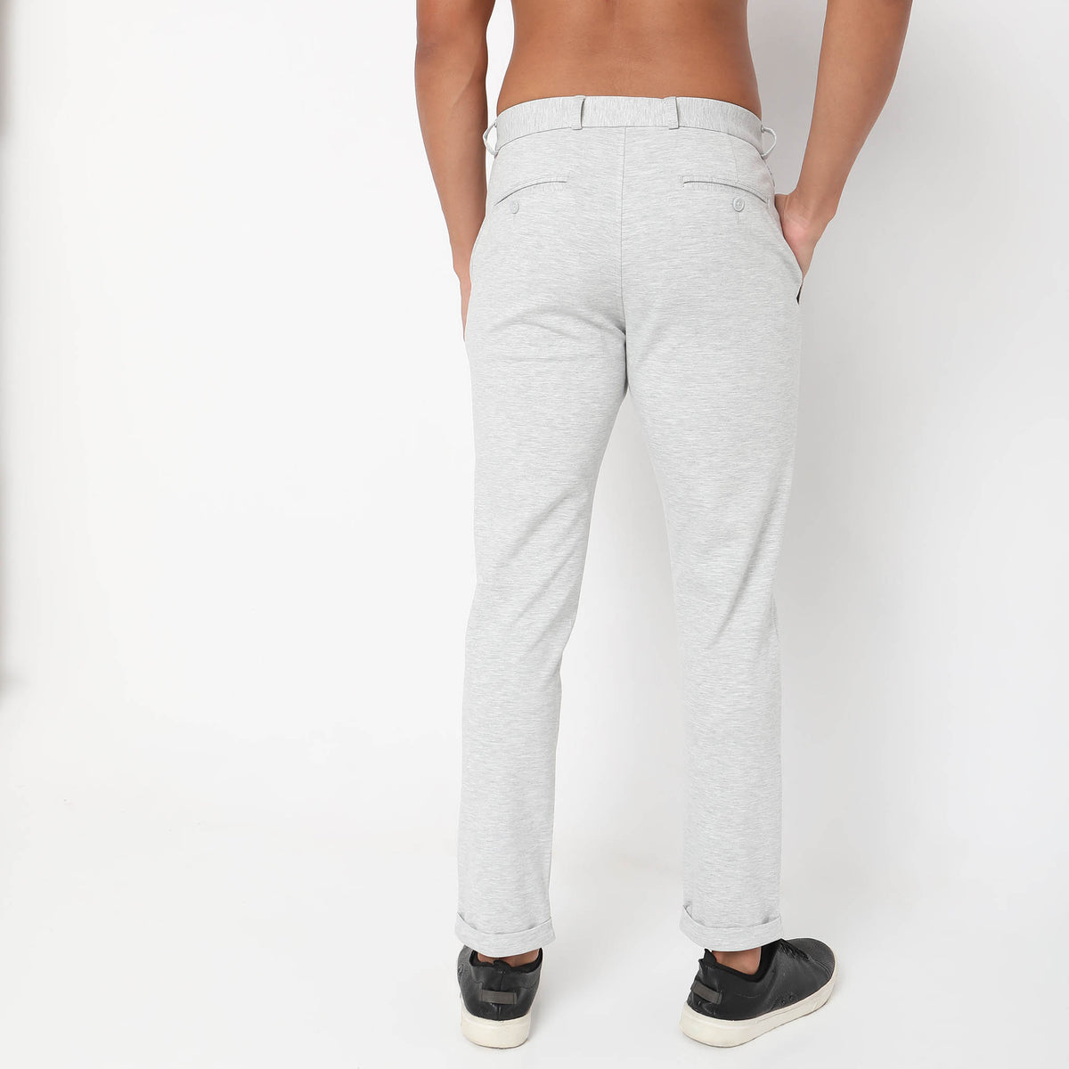 Regular Fit Solid Mid Rise Chinos