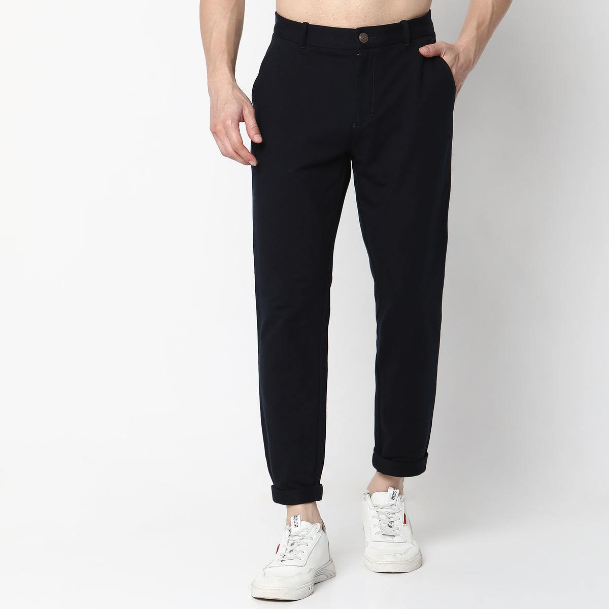 Regular Fit Solid Mid Rise Chinos