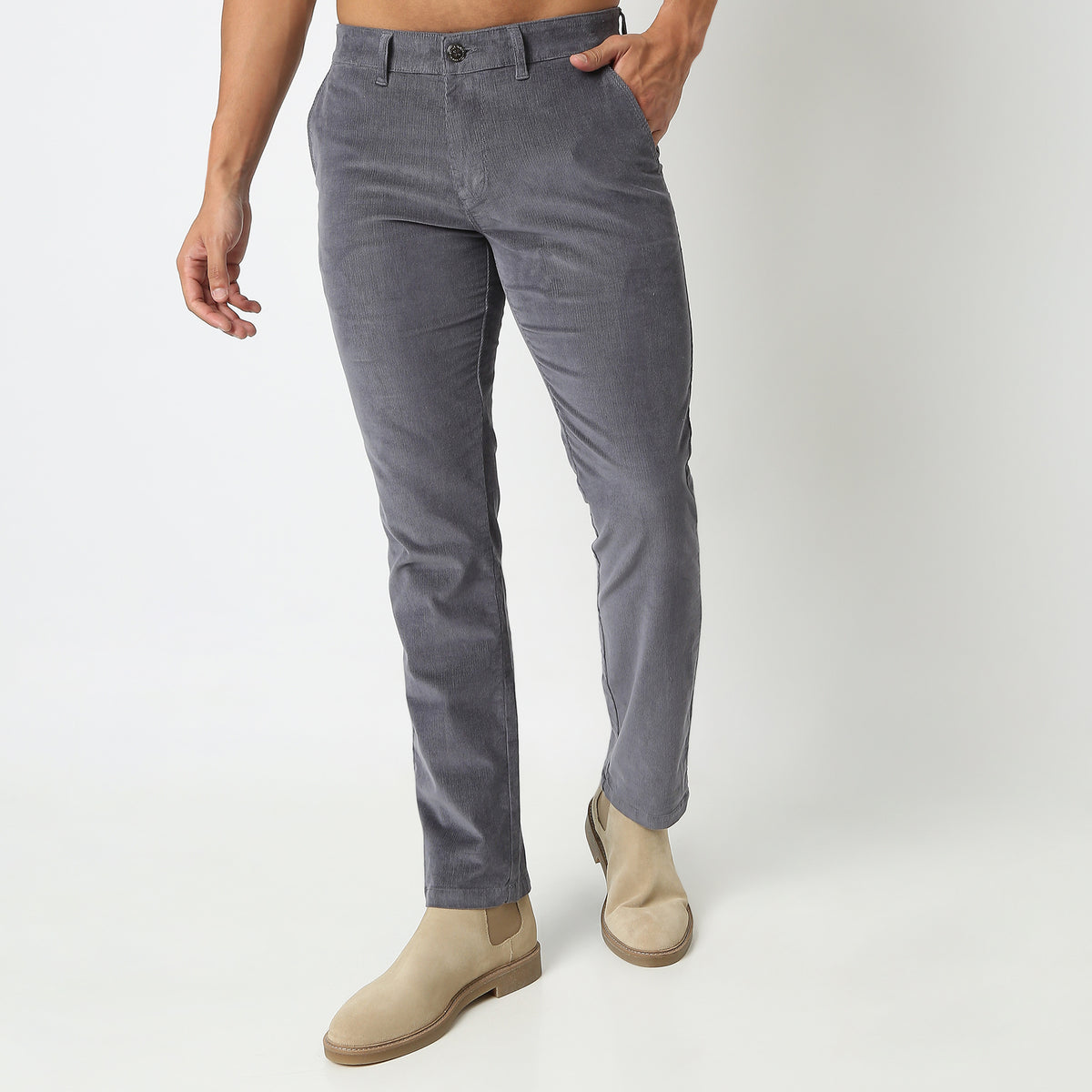 Regular Fit Solid Mid Rise Chinos