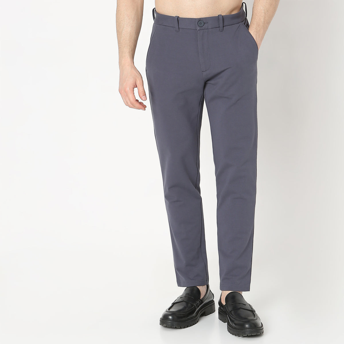 Skinny Fit Solid Mid Rise Chinos