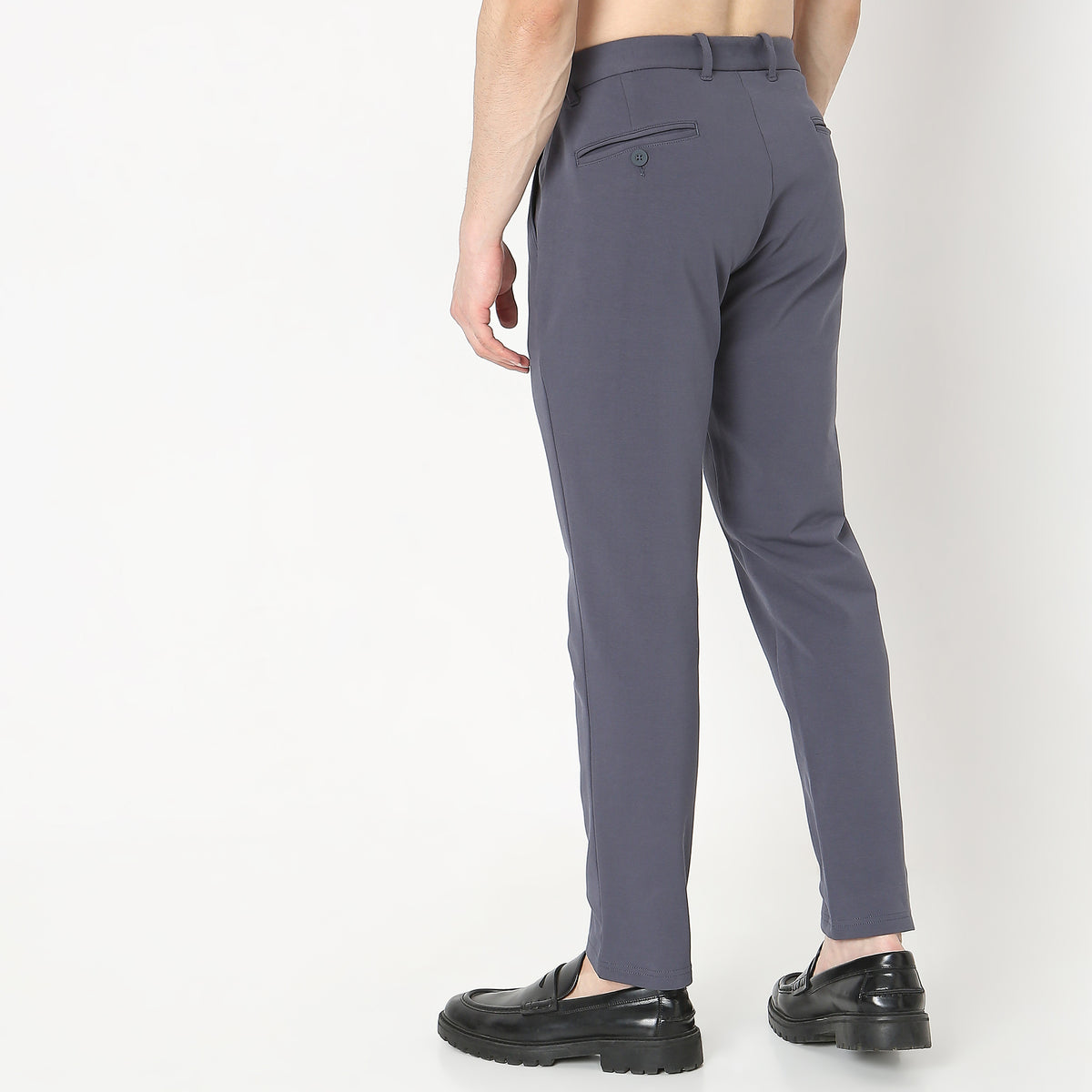 Skinny Fit Solid Mid Rise Chinos