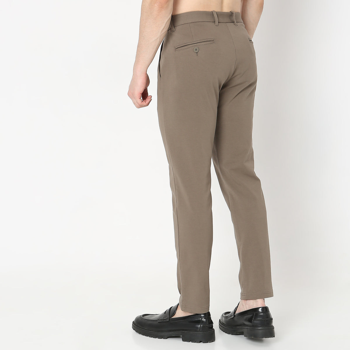 Skinny Fit Solid Mid Rise Chinos