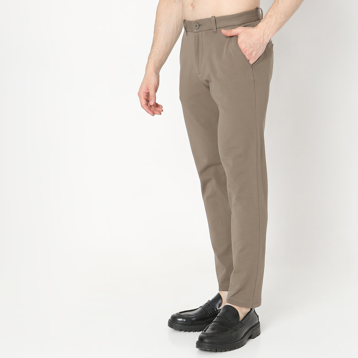 Skinny Fit Solid Mid Rise Chinos