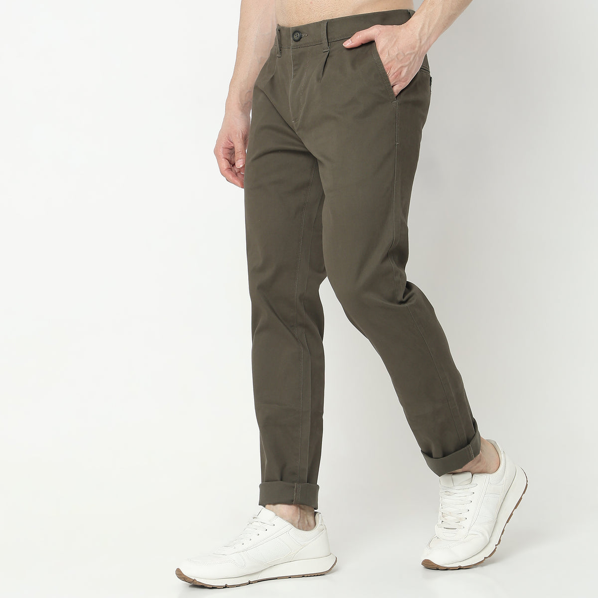 Regular Fit Solid Mid Rise Chinos