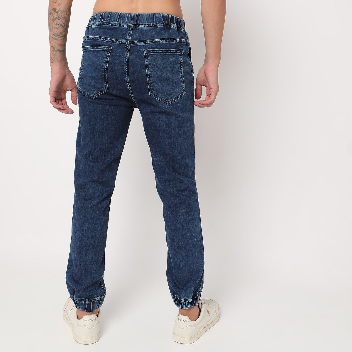 Regular Fit Solid Low Rise Jeans