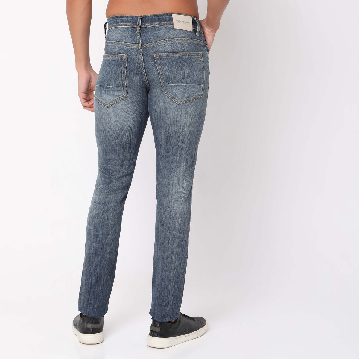 Slim Fit Solid Mid Rise Jeans