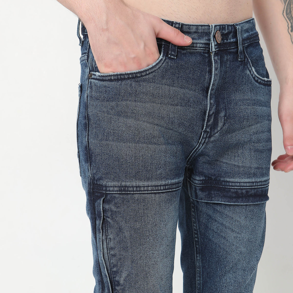 Slim Fit Solid Mid Rise Jeans