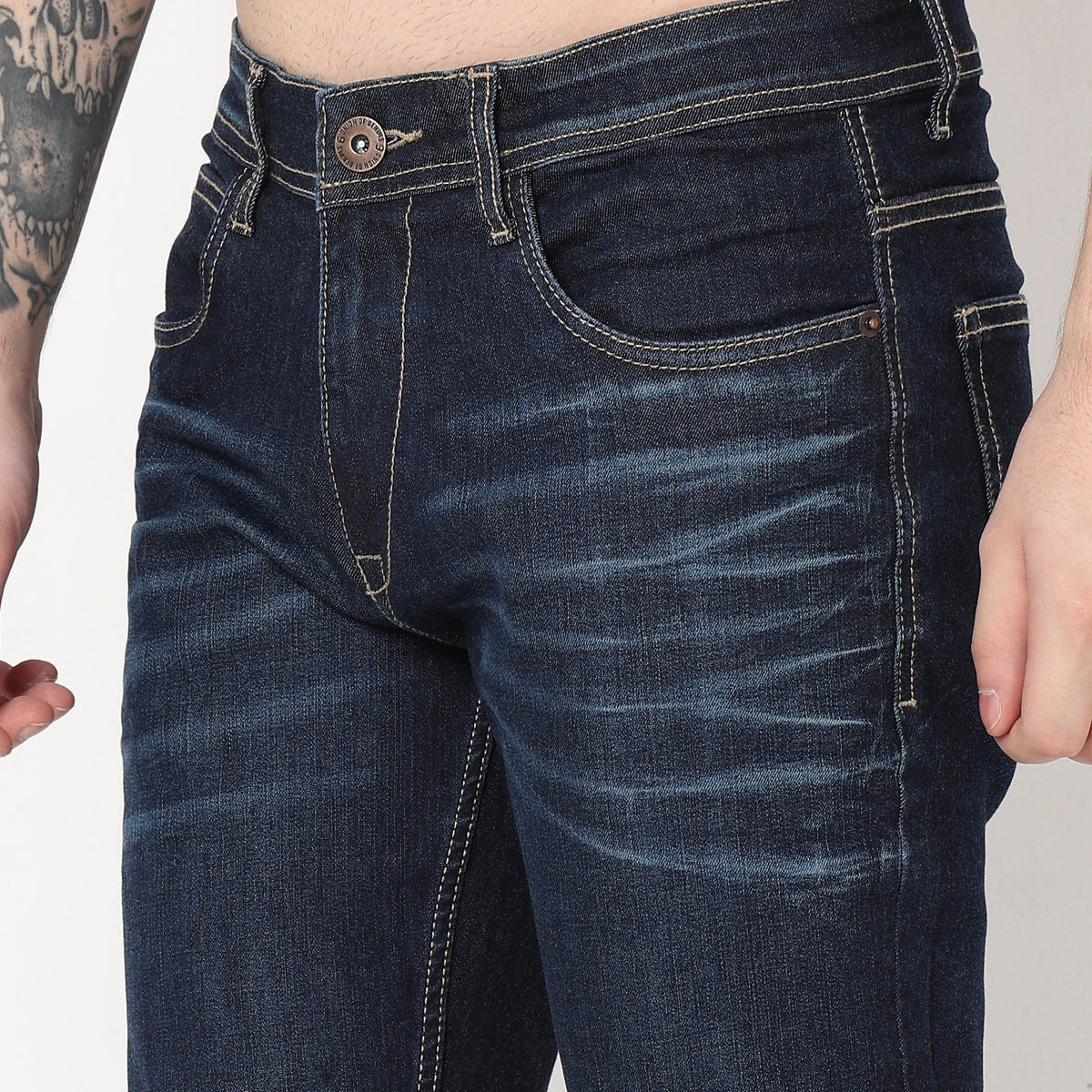 Straight Fit Solid Mid Rise Jeans