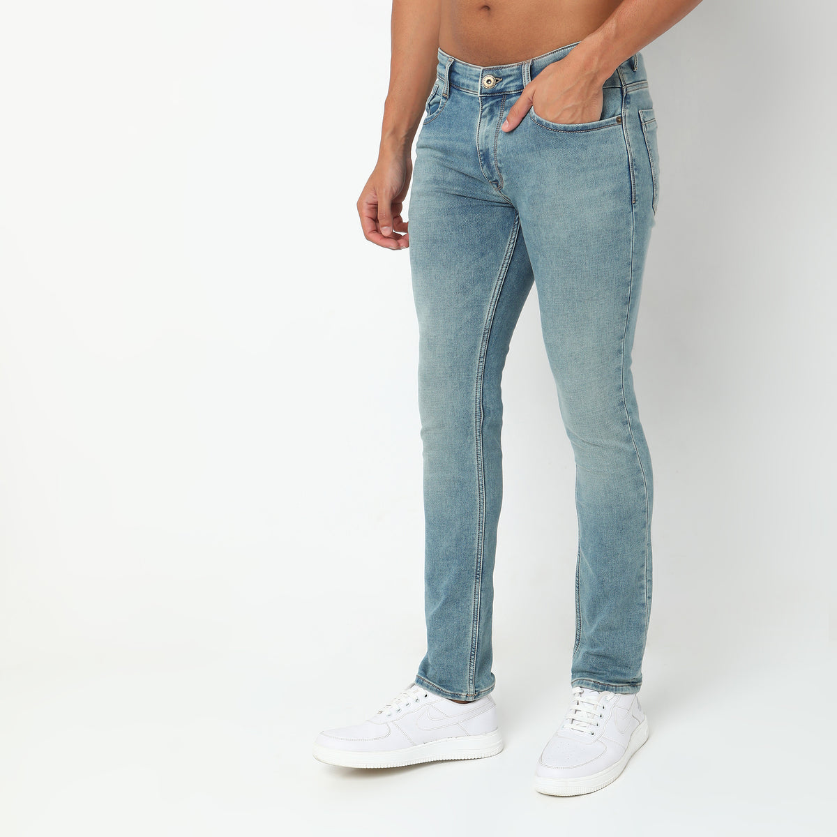 Slim Fit Solid Mid Rise Jeans