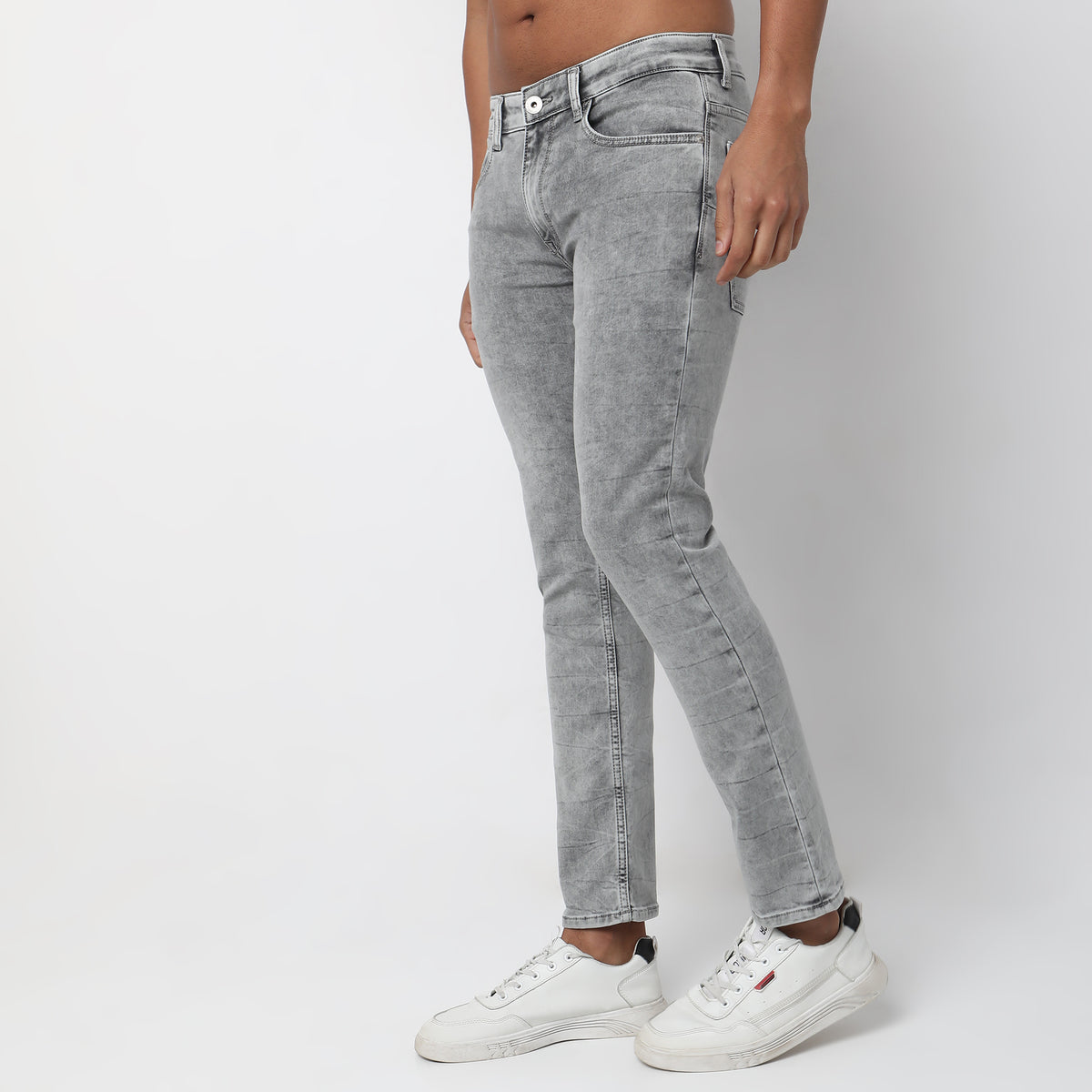 Slim Fit Solid Mid Rise Jeans