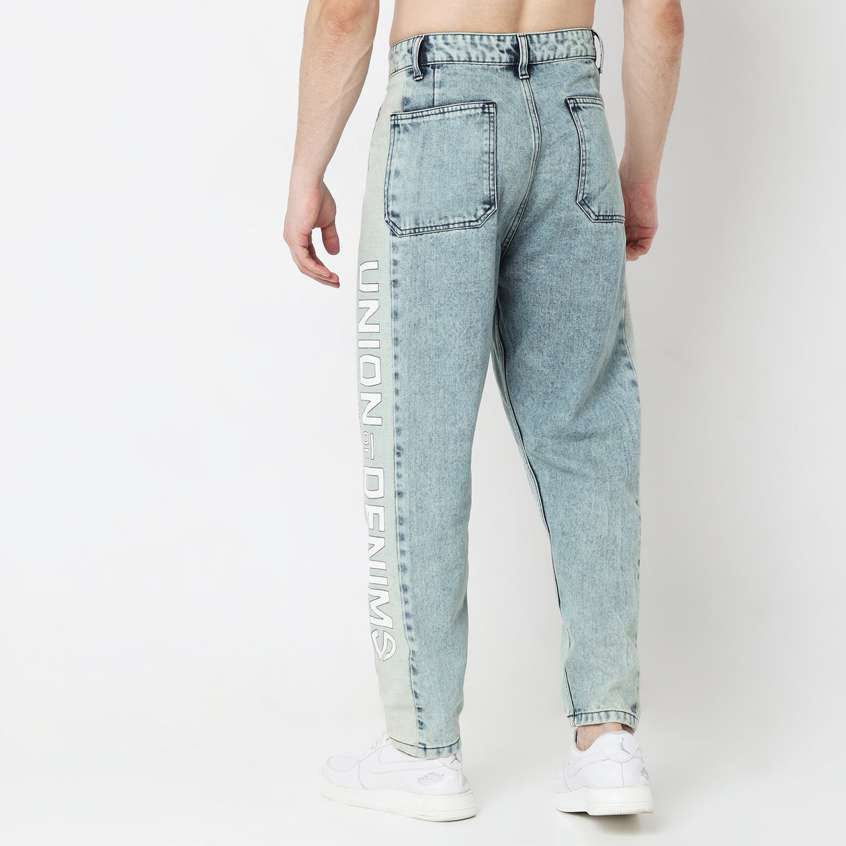 Baggy Fit Solid Mid Rise Jeans