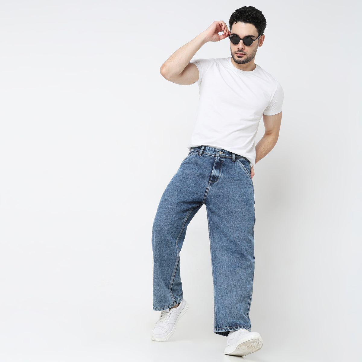 Baggy Fit Solid Mid Rise Jeans