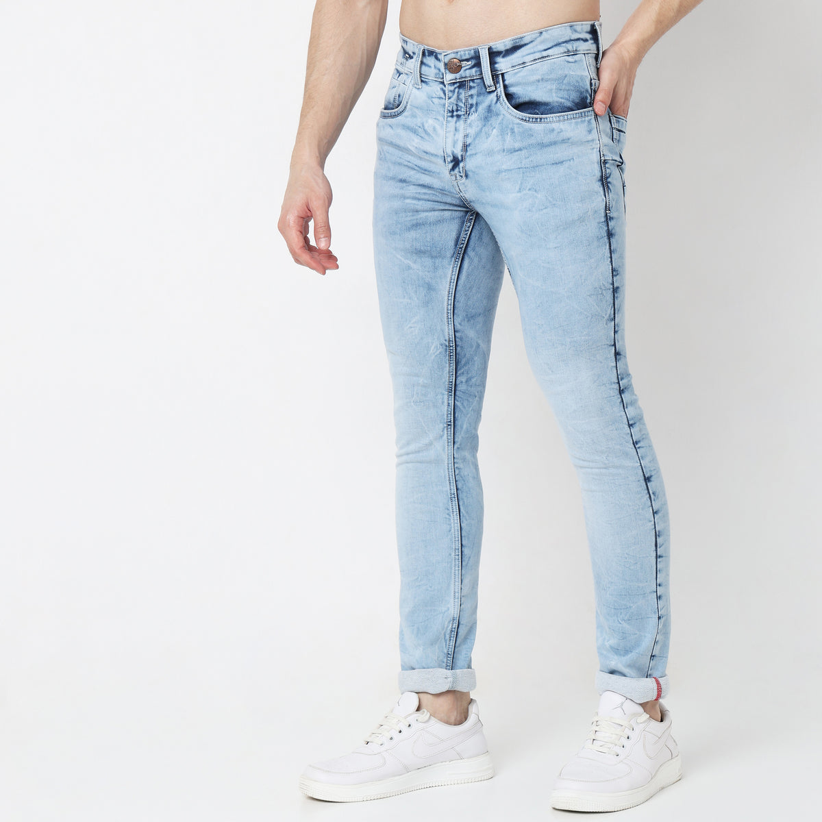 Slim Fit Solid Mid Rise Jeans